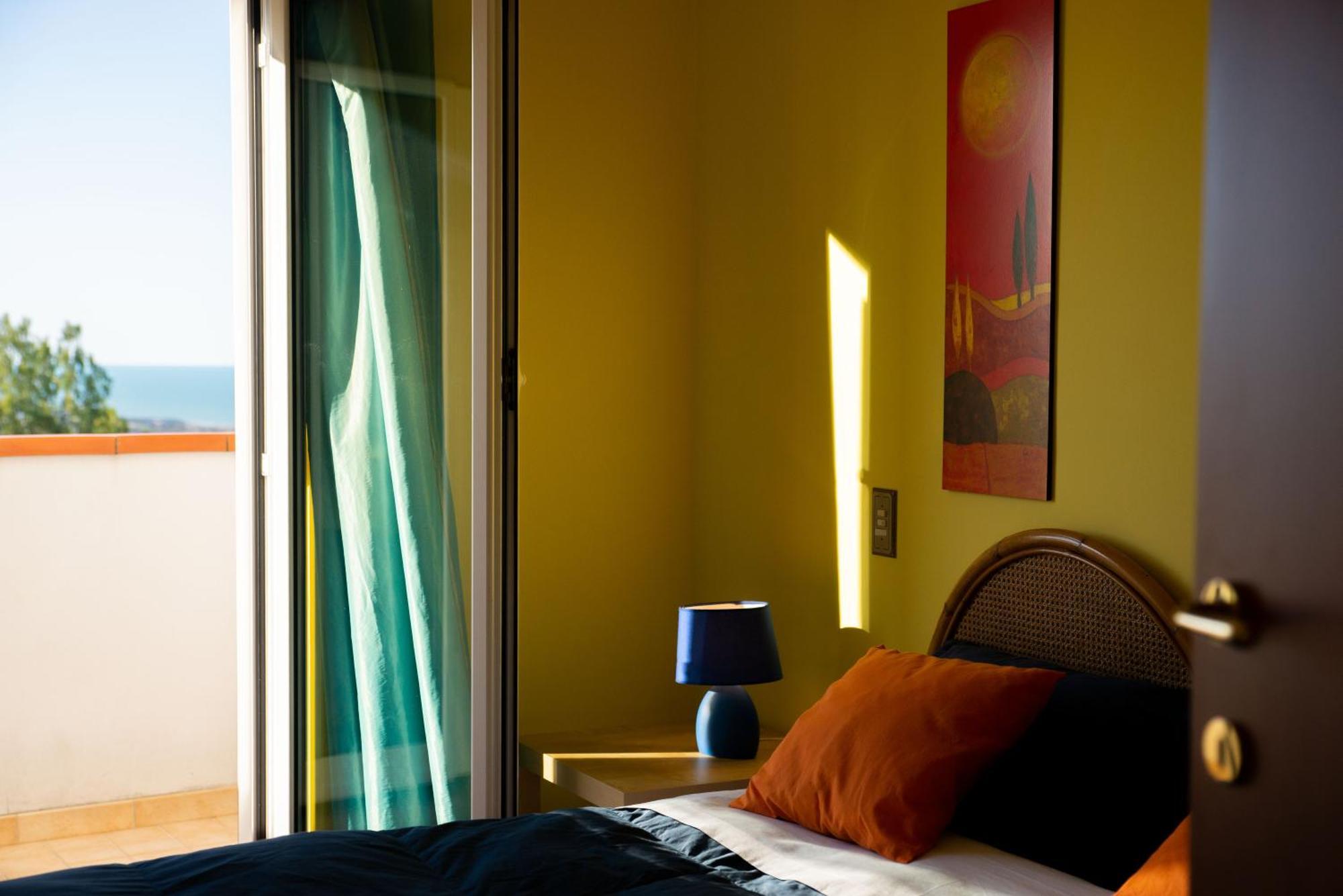 B&B Luna Blu Montesilvano Marina Esterno foto